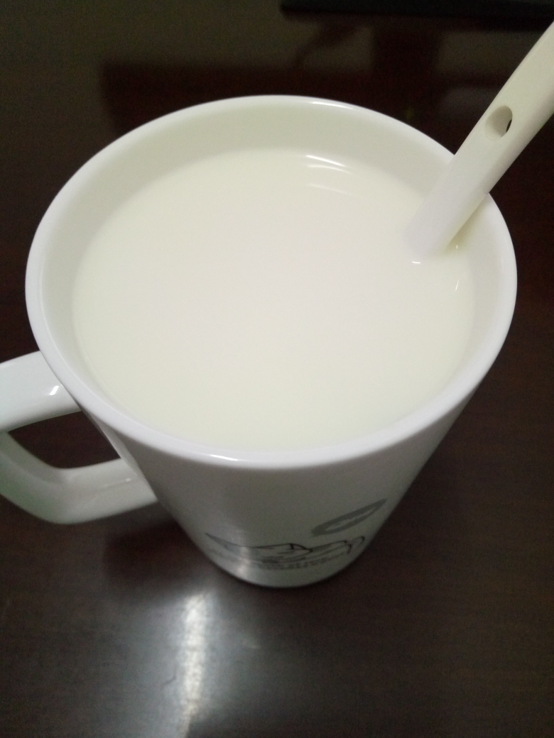 每天早上一杯牛奶,身体棒棒哒