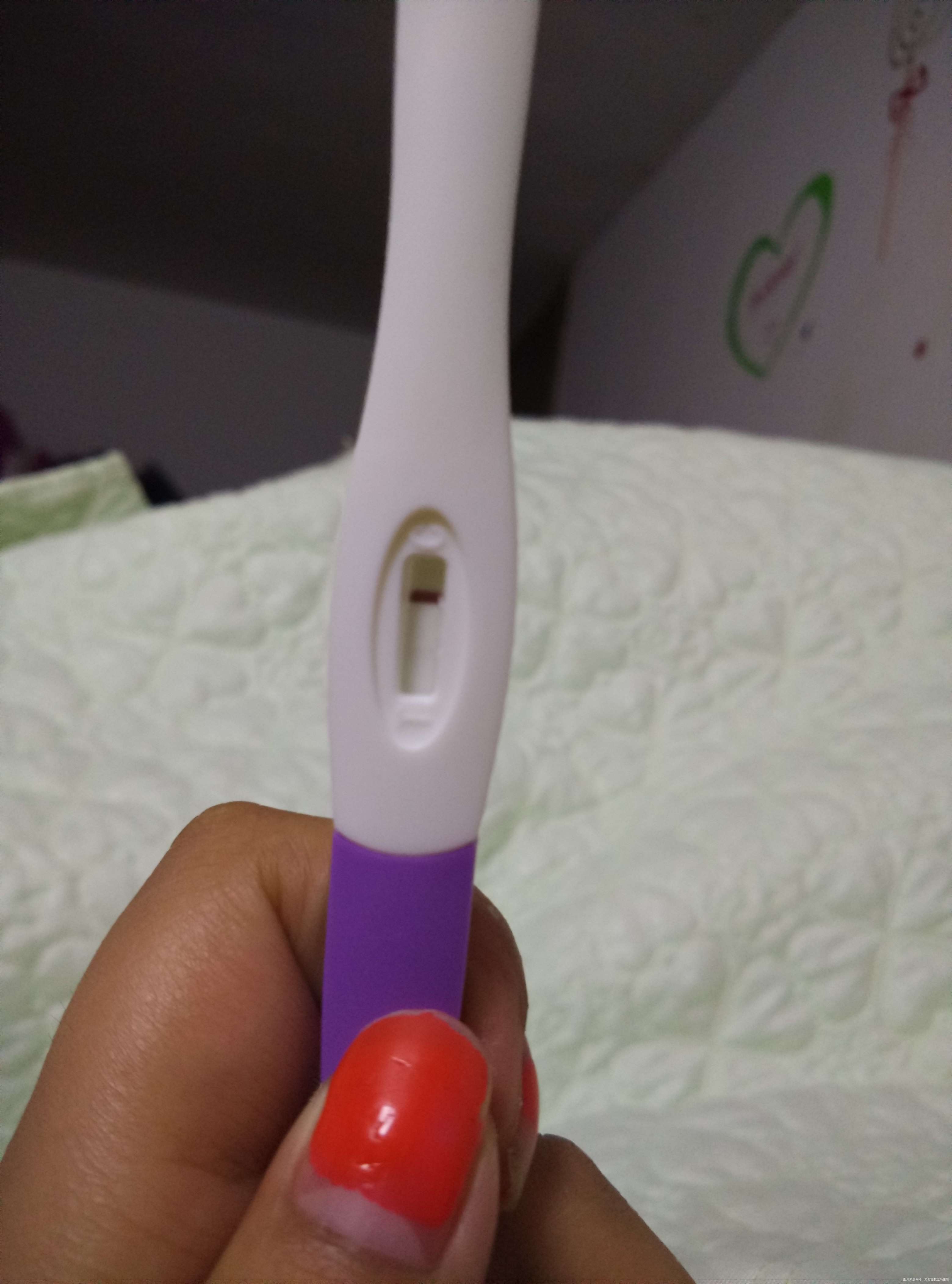 验孕棒一深一浅