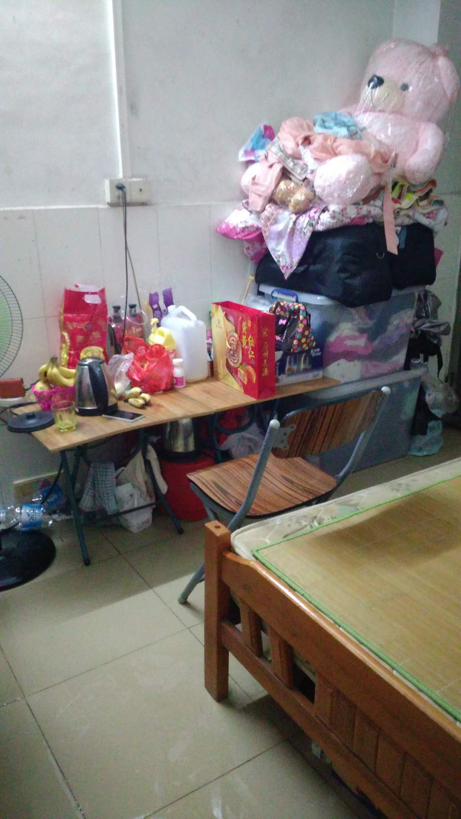 今天好累，自己在家洗一大堆衣服