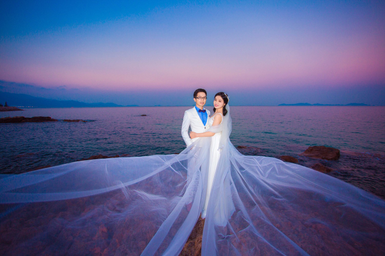 朋友拍的婚纱照真漂亮