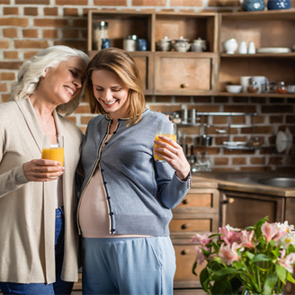 两个女人的卵子能否做试管婴儿?三代试管婴儿成功率高吗?