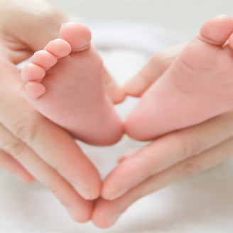 试管婴儿染色体检查：确保健康传承的关键步骤与费用概览