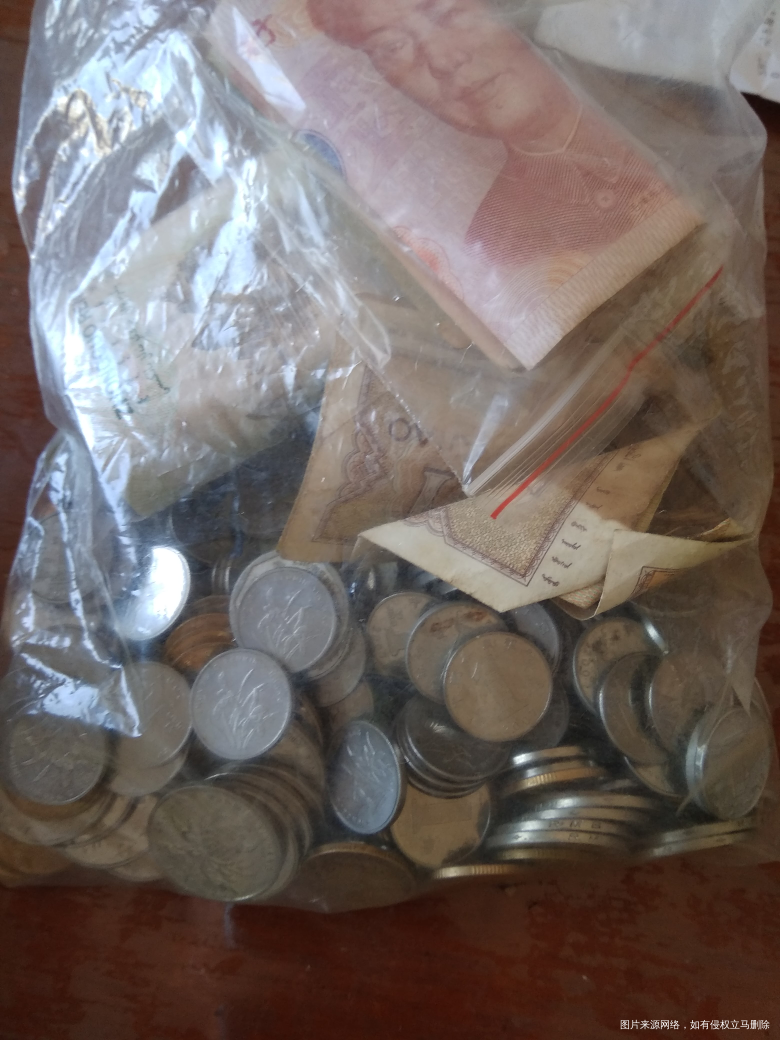 看看闺女攒了这么多钱💰💰