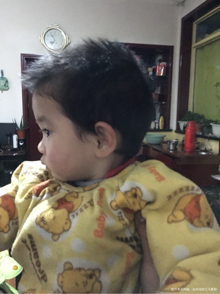 来瞧瞧这姑娘的头发,看得我都发愁,该不该留?