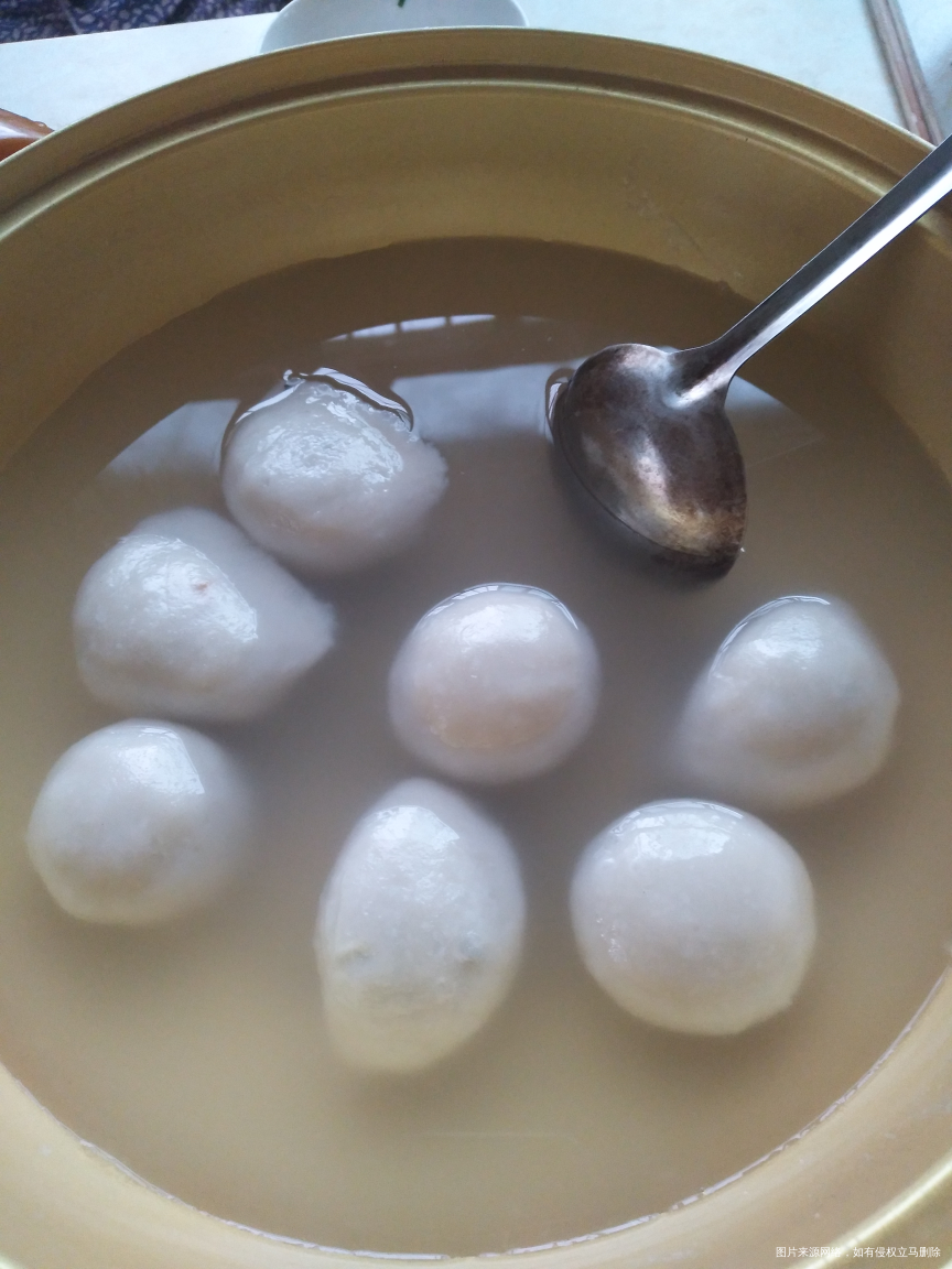 今天婆婆做了汤圆,好好吃呀