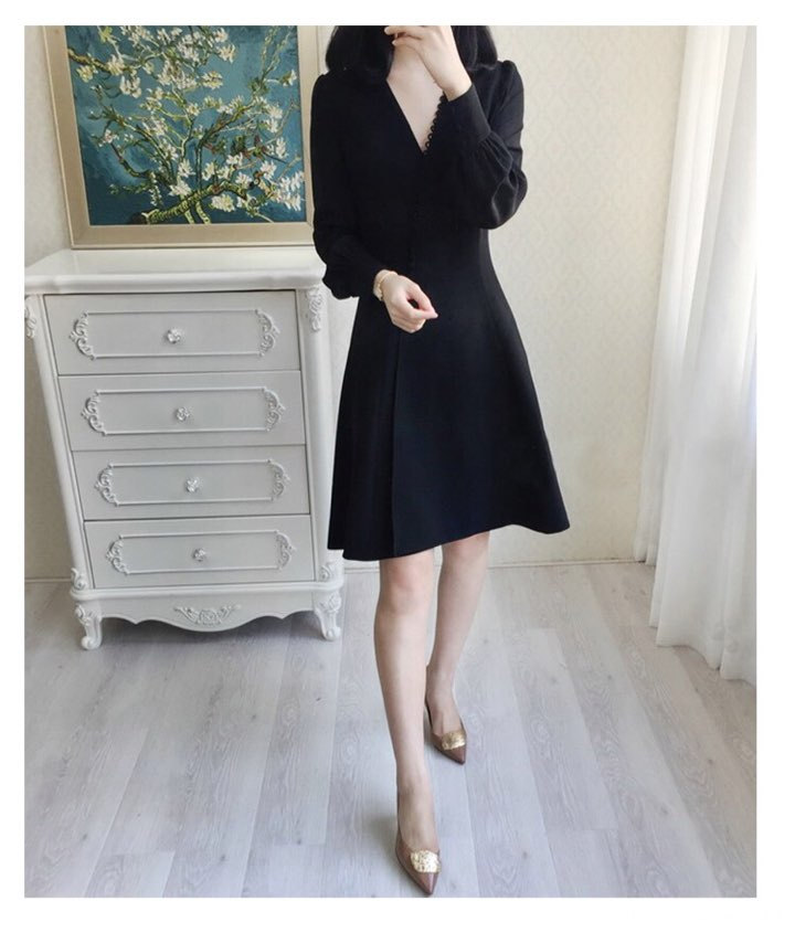 淘宝上面买了件衣服😄😂……