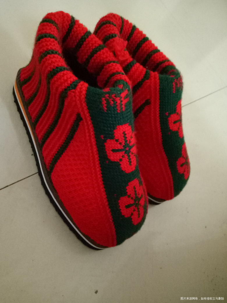 婆婆今天在超市买了双毛鞋