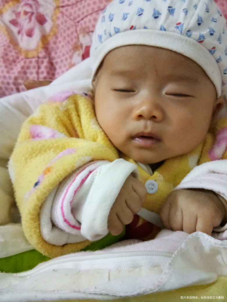 闺女九点就睡着了,我呢