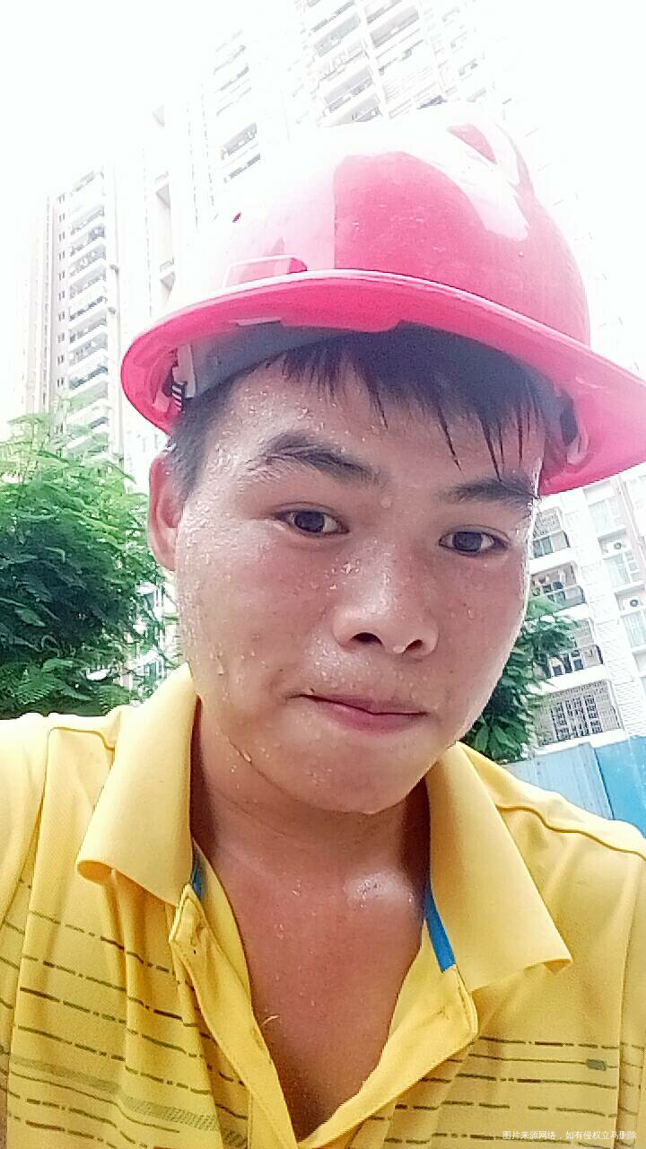 老公去工地做工了,广州真是热呀