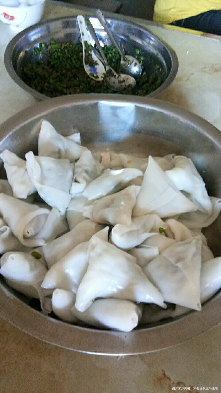 今天买了十五块钱的板粉,15块钱的猪肉