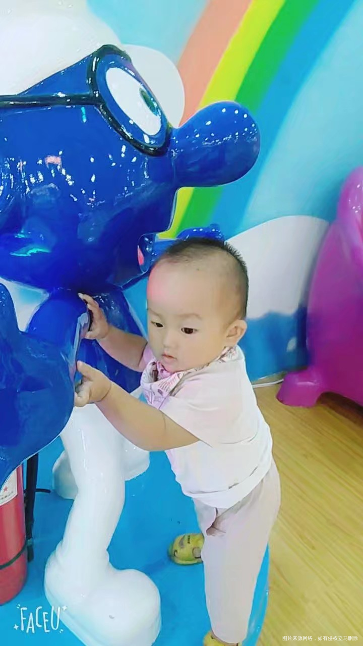 今天是我家U宝两岁生日,有跟俺一天生日的么?