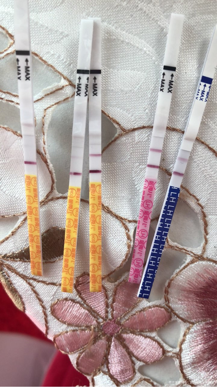 我想问一下我这个是和排卵试纸一起测到早孕,粉色排卵,有没有可能每个都会串色