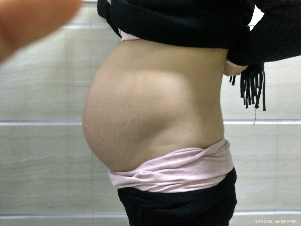 四维单子配肚型,有会看的宝妈帮看下男女