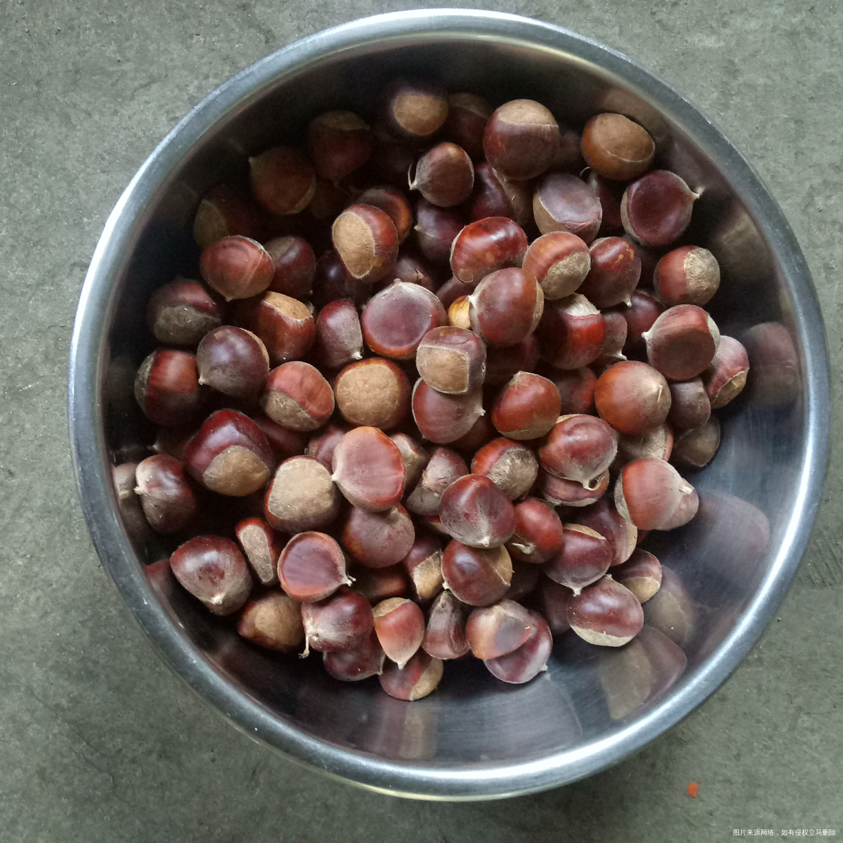 小舅妈给的板粟,我好喜欢吃板栗