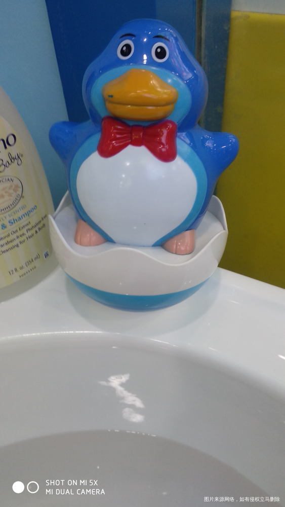 第一个图是人家游泳馆的,