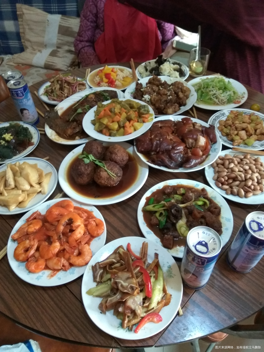 唉,晚上又是一大桌子菜