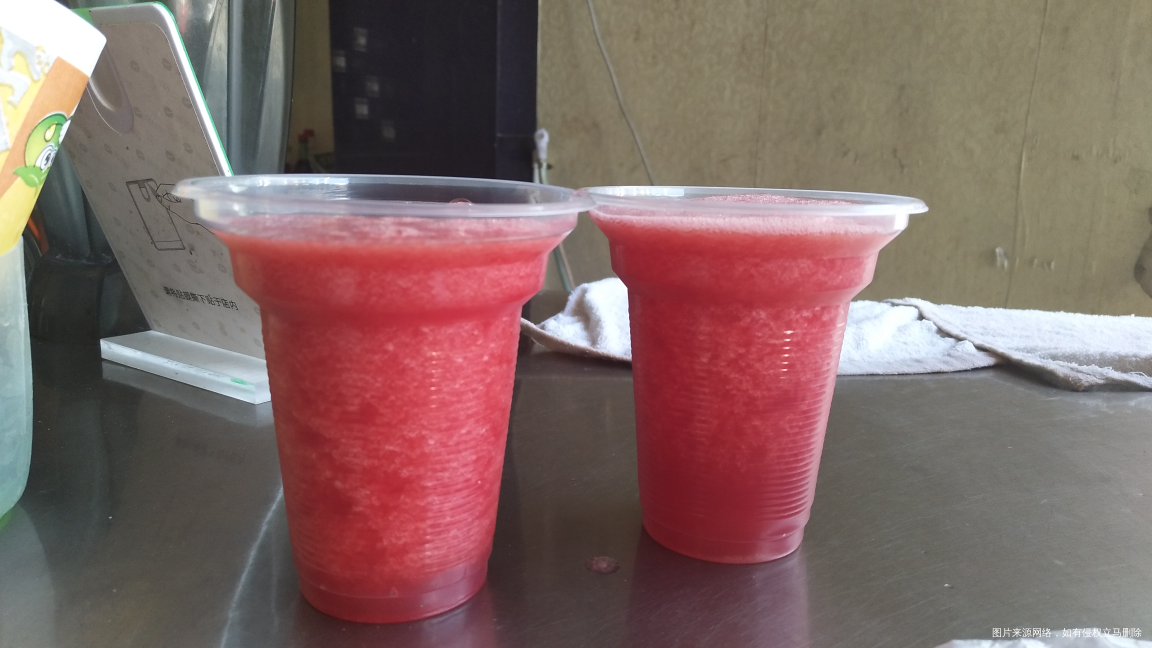 刚才有个姐妹说,西瓜不好吃,可以榨汁