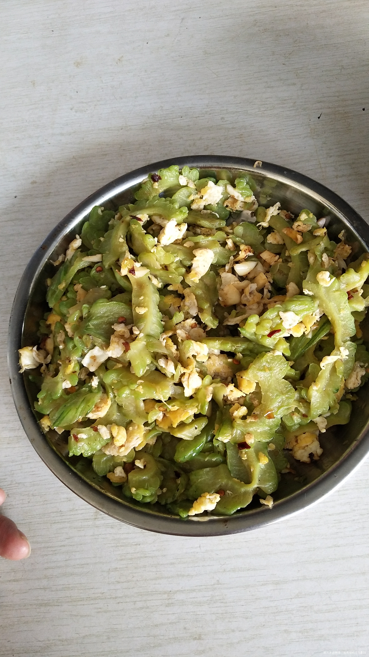 十年了,头一吃他炒的菜,看看