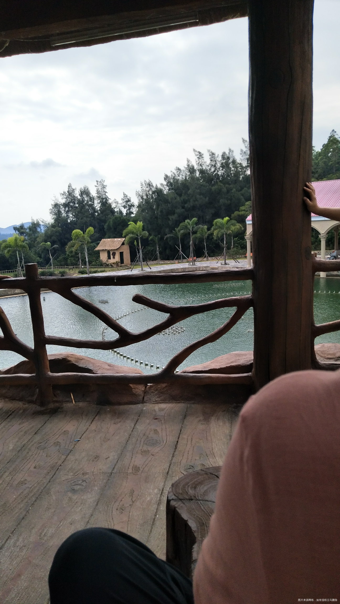 一路走走停停,准备双休赶回来