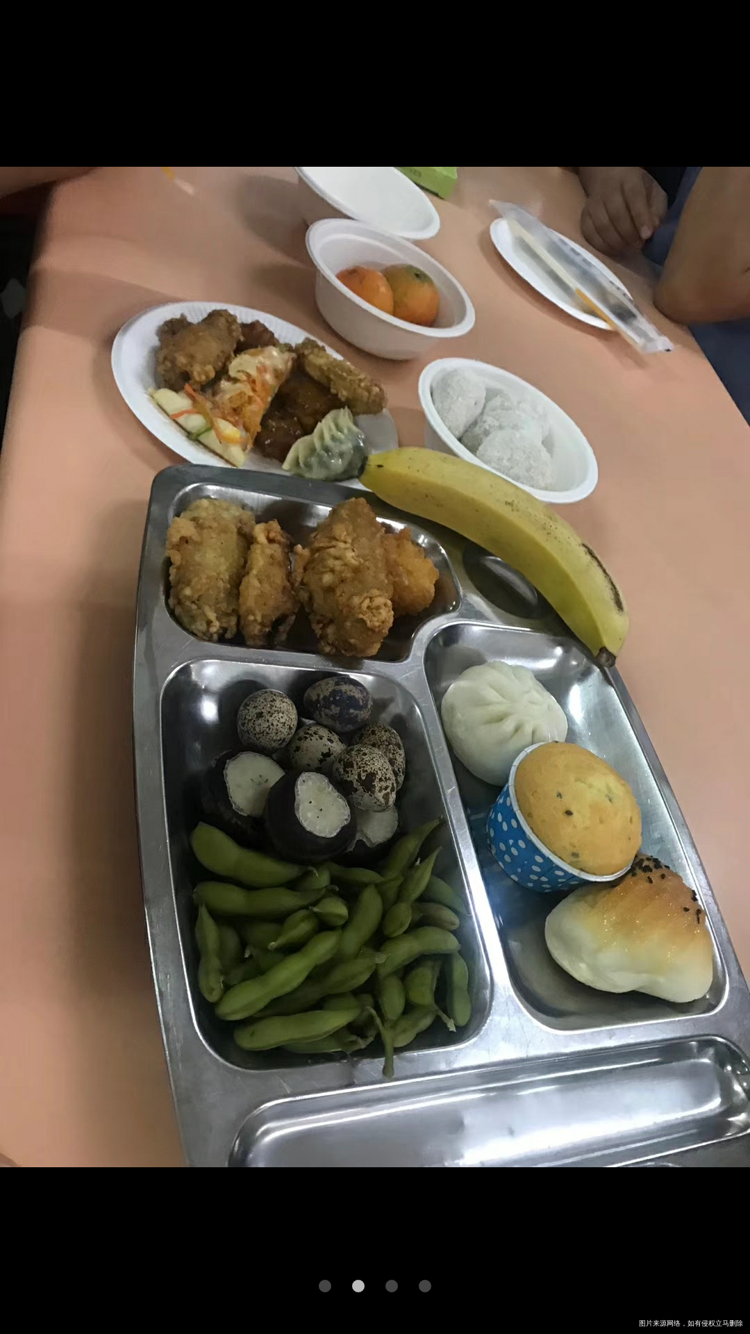 贵族学院的伙食就是不一样,样样具有