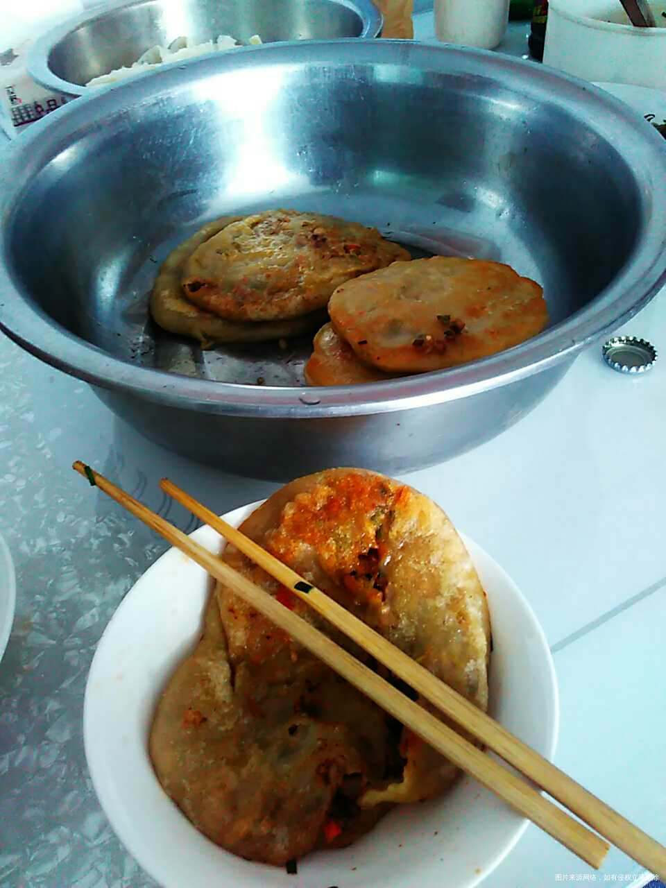 婆婆做的蘑菇猪肉馅饼,吃撑了