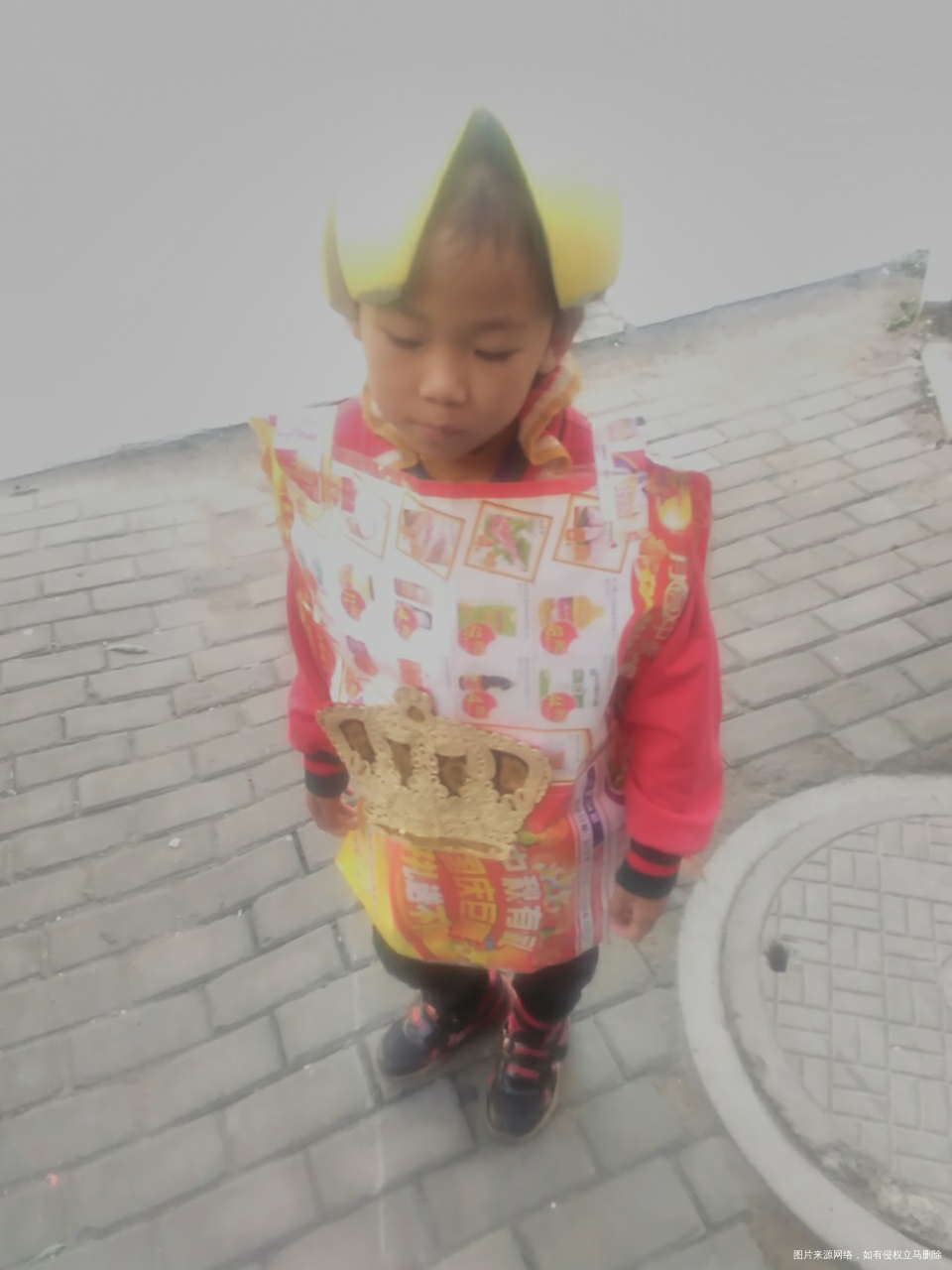 宝贝快乐的一上午参加幼儿园活动