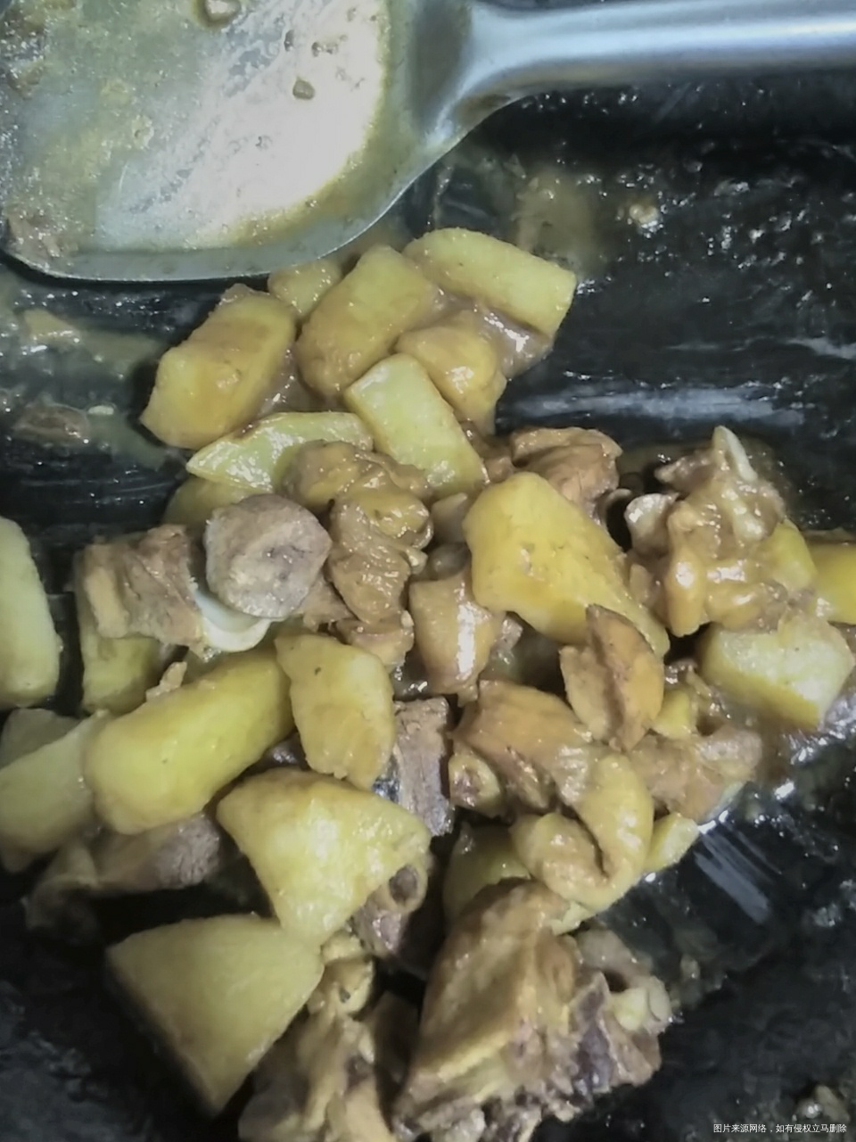 今晚的土豆焖鸡腿,超级好吃