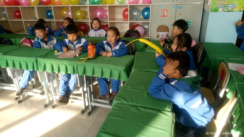 闺女前天学校过元旦了