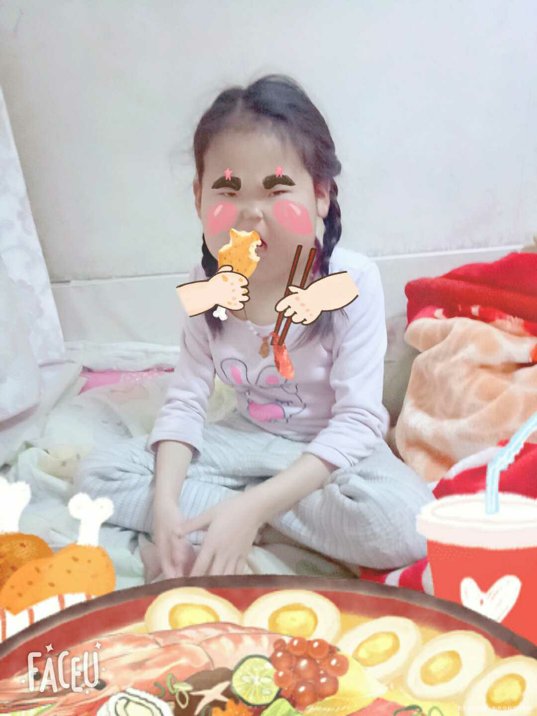 来一组闺女恶搞自拍,哈哈哈哈