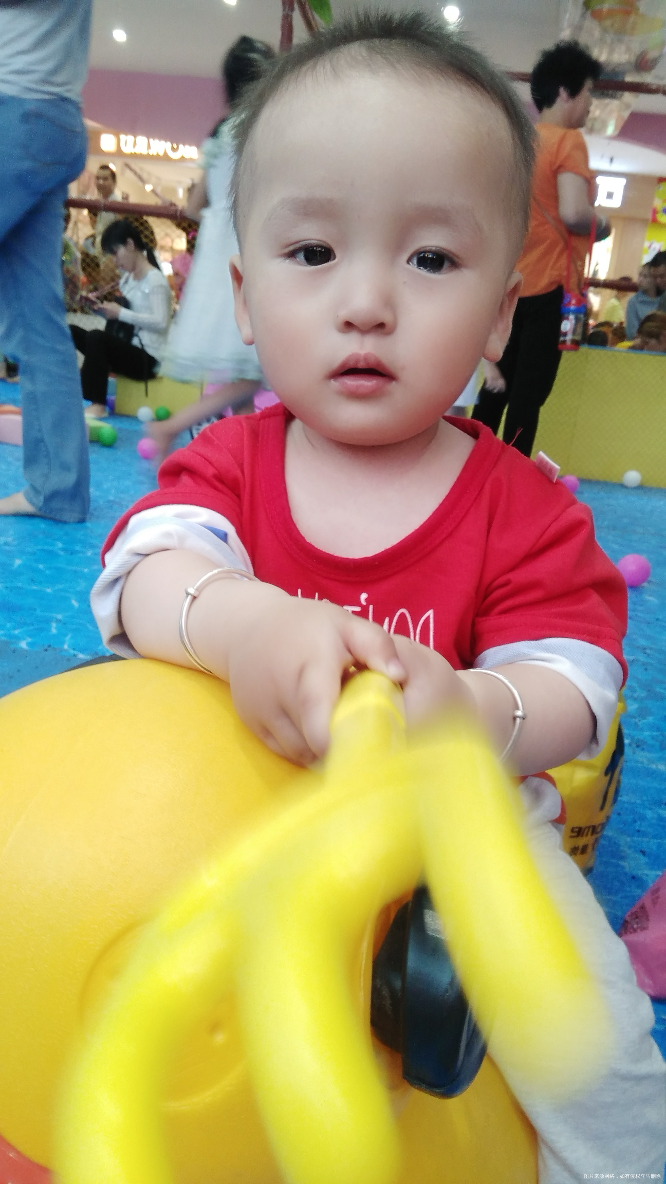 今天5.1劳动节带孩子上游乐场玩