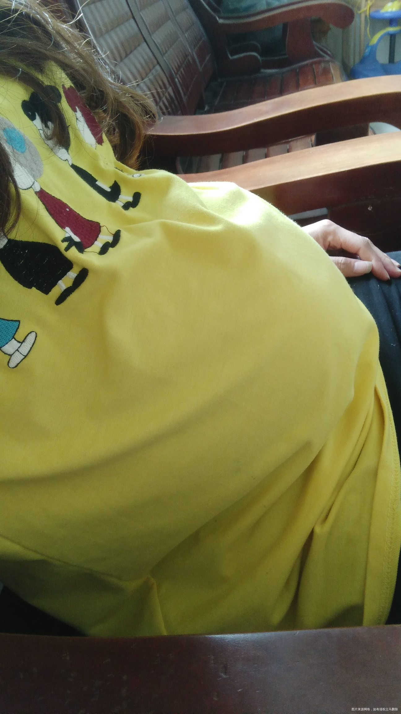 现在怎么坐都不舒服只有躺床上才好点真想一足月宝宝就健健康康的出生我发现我的肚子比...