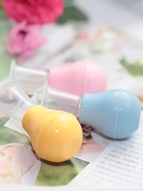 【乳头内陷】乳头内陷,尽早治疗或者纠正