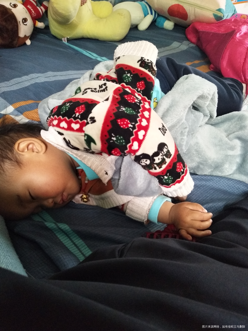 今天我的费皮子不费了,就是吃了药就睡着了,希望宝贝能够快点好起来,别在感冒了😔...