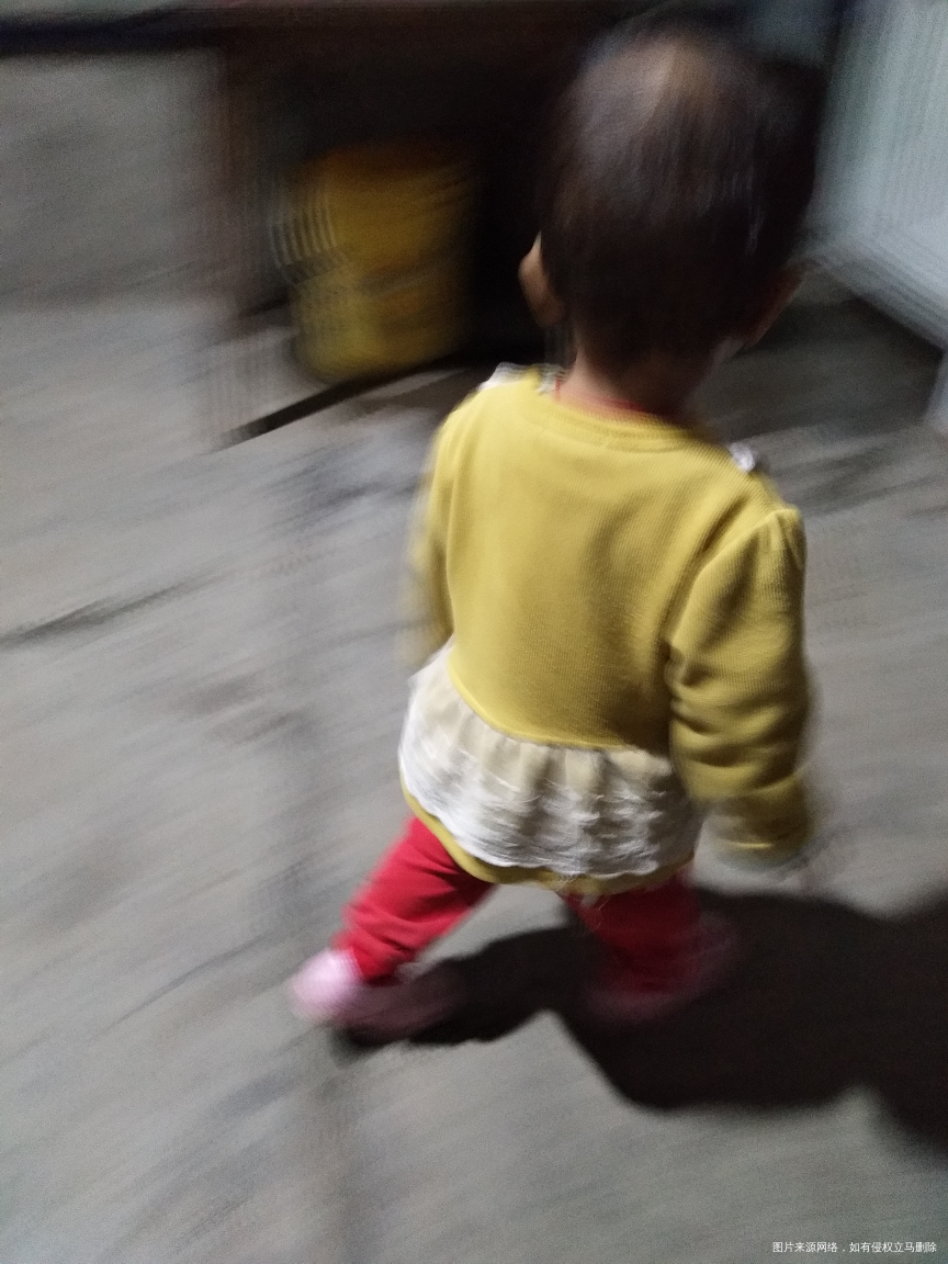 太费劲了,一天到晚只想着去玩,我这个孕妇咋子跟到你跑得动嘛😄哎呀!也不知道心疼...