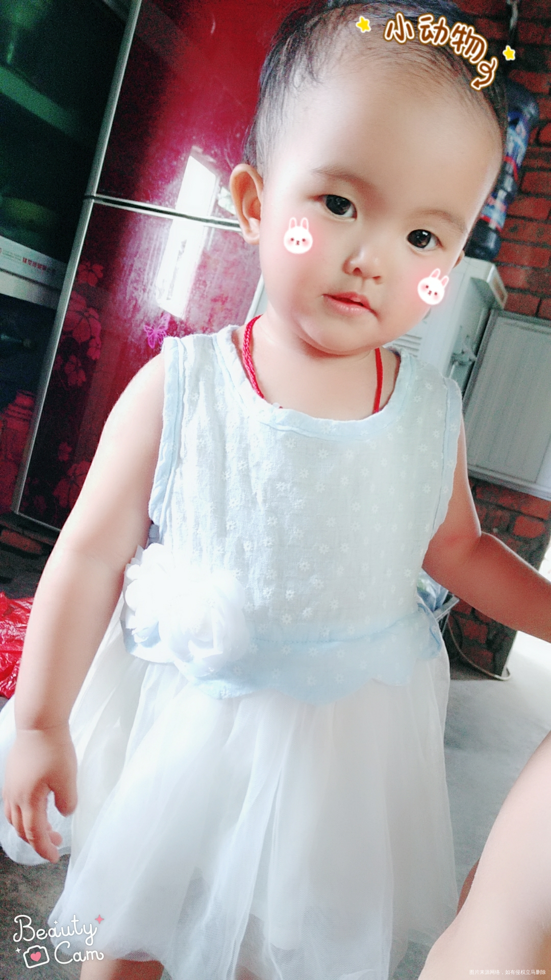 今天上街给宝贝买衣服,我也买了两身,老公就买了双鞋,哈哈😄我试衣服的时候宝贝睡...