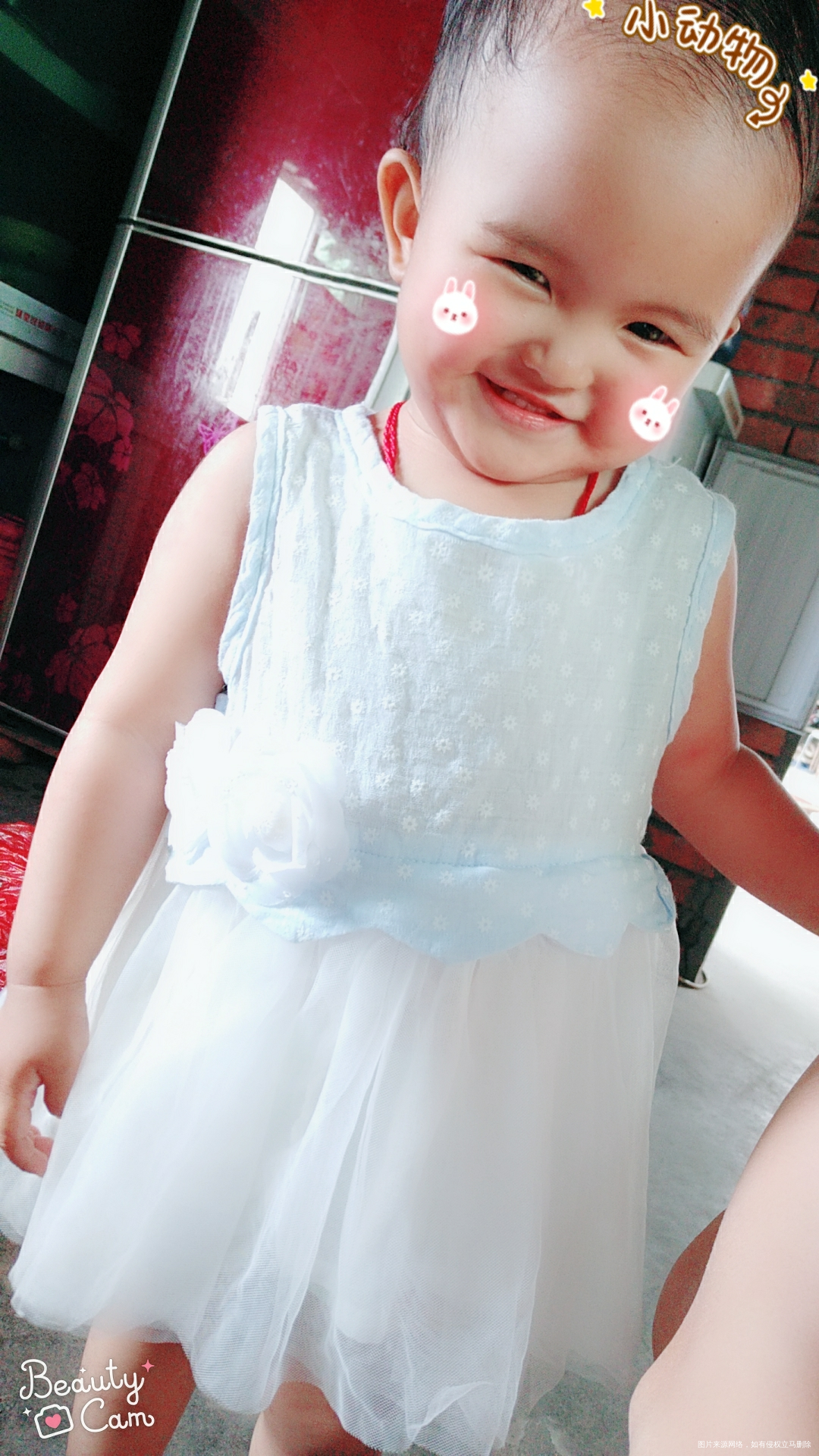 今天上街给宝贝买衣服,我也买了两身,老公就买了双鞋,哈哈😄我试衣服的时候宝贝睡...