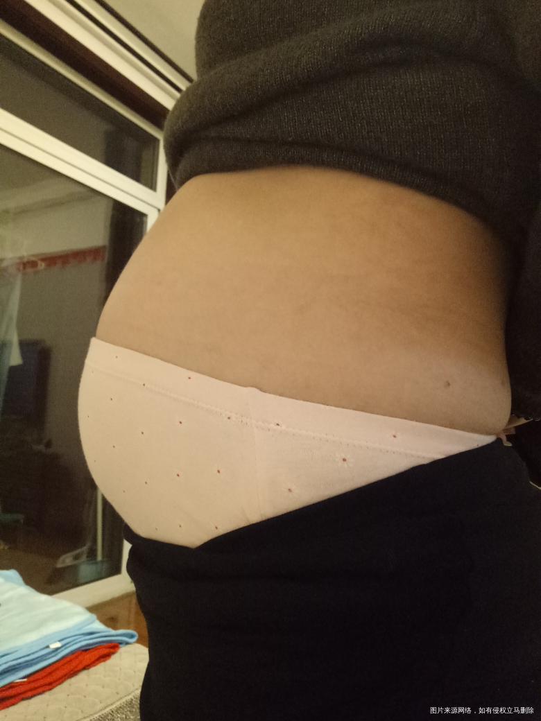 你们的肚肚大的明显吗