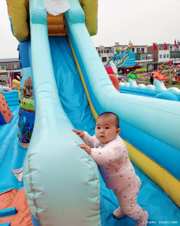 带娃出门,总体来说一切顺利