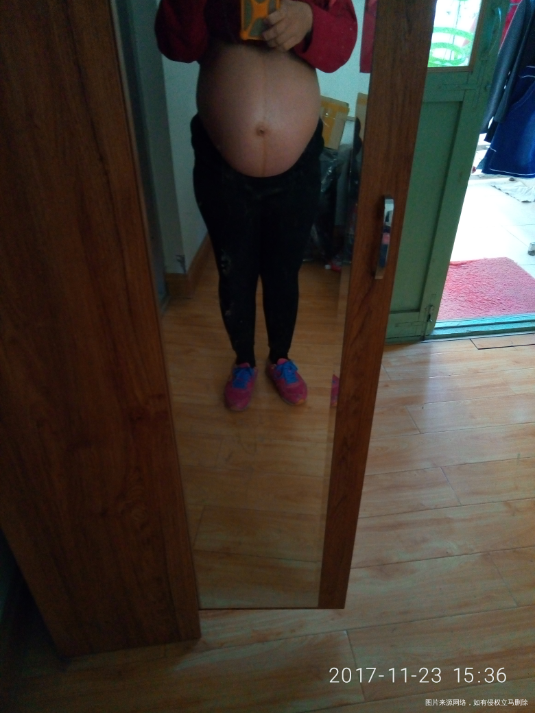 孕32周肚子大不大,猜猜看是男孩还是女孩,有会看的吗?