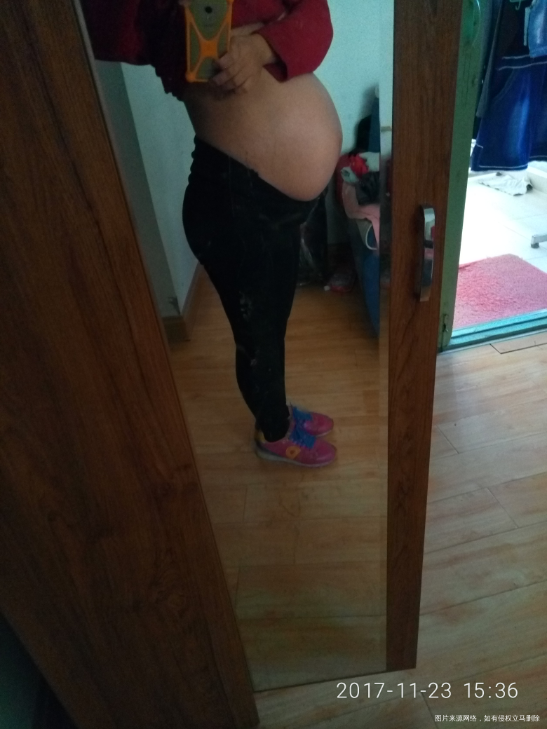 孕32周肚子大不大,猜猜看是男孩还是女孩,有会看的吗?