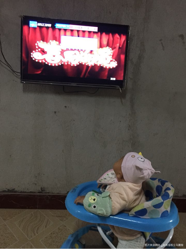 这样看电视头都不带酸的吗?