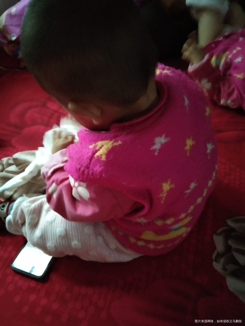 请问医生我家双胞胎二宝刚学会坐