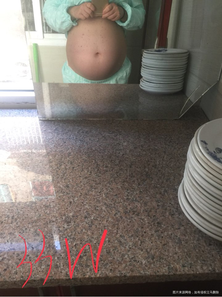 在有3天宝宝就满37周了,好像快点见到宝宝,想知道你是男宝宝还是女宝宝,想看看你...