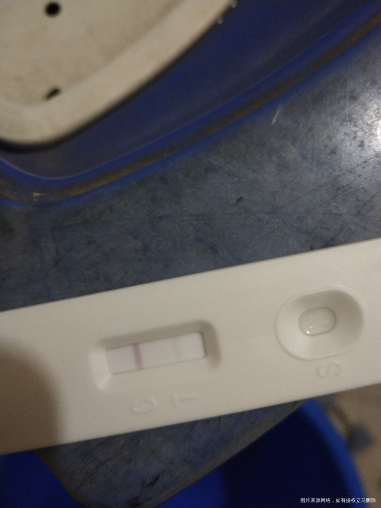 希望大家帮我看看这是怀孕吗,月经迟一两天