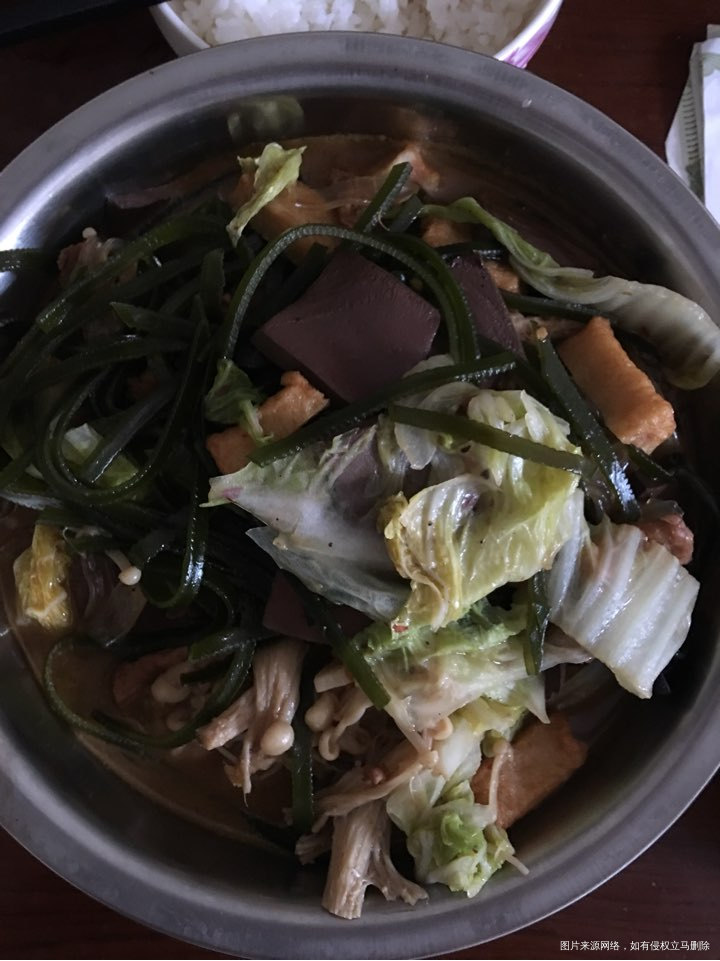 吃饭啦,老公感冒了说喝点酸汤应该能高点