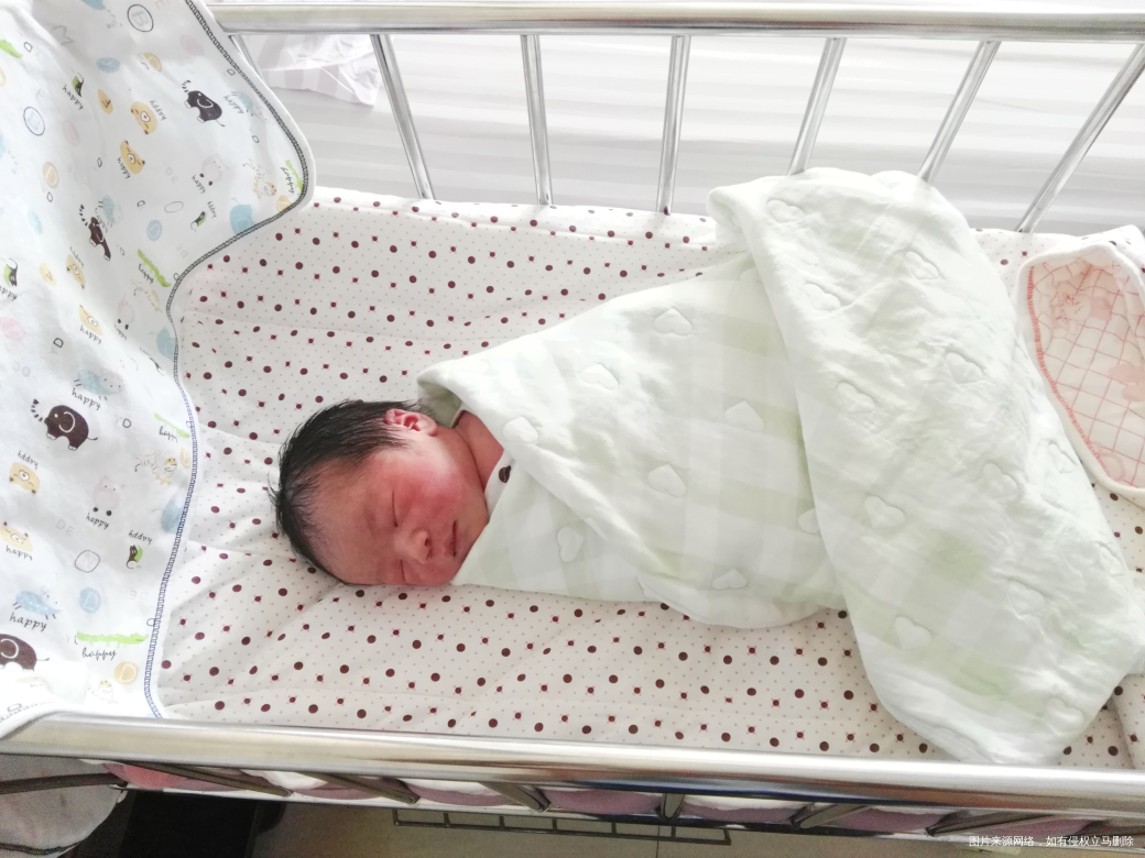 我家宝宝的成长历程,出生第一天