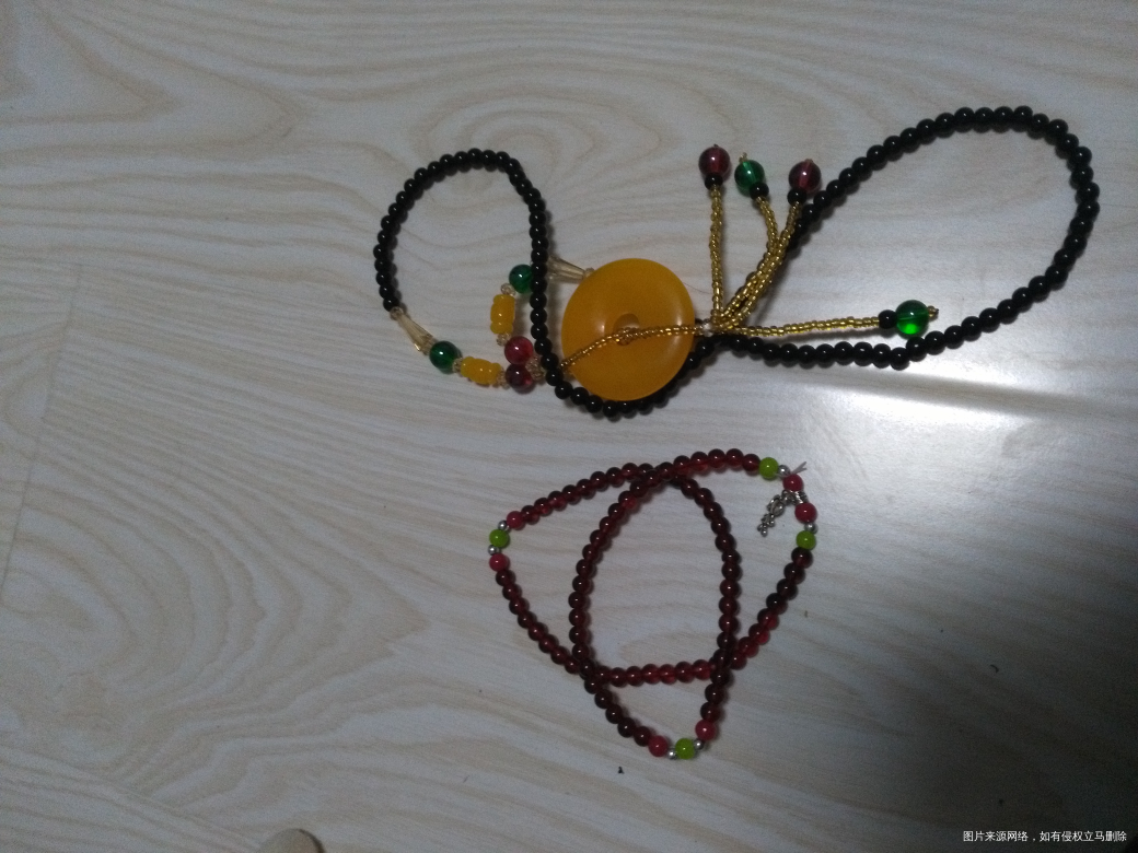 老公说今天结婚纪念日送的礼物?