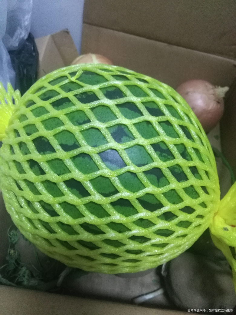 2018-12-29
今天晚上姐姐家孩子也来我家了,回家一看,家里好…