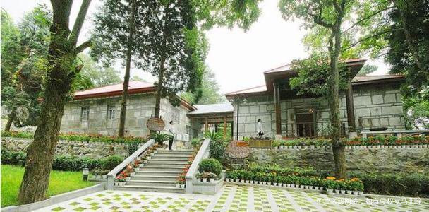 #我的家乡美景#不识庐山真面目,只缘身在此山中。