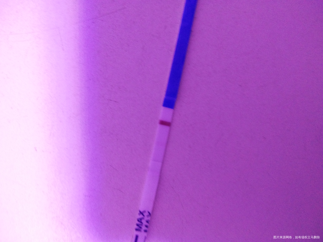 月经推迟十多天,早早孕白杠